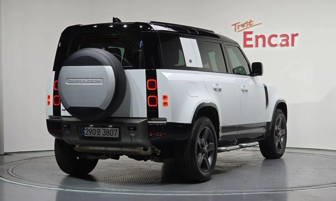 Land Rover Defender — фото 8