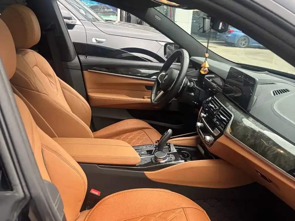 BMW 6 Series GT — фото 3