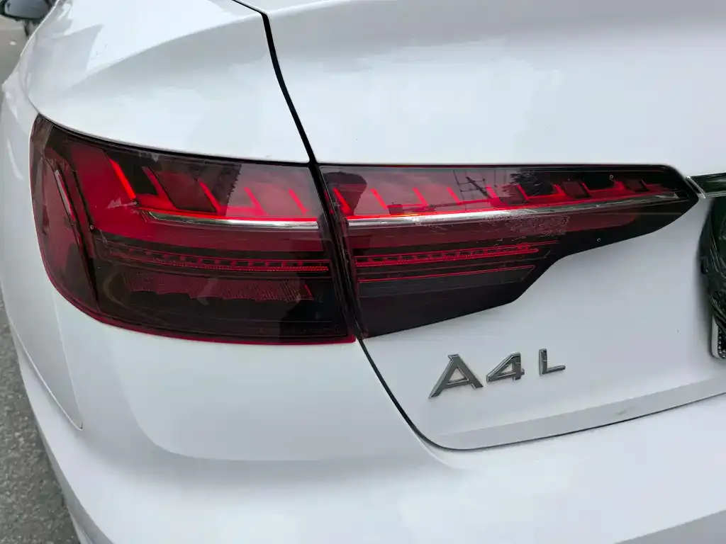 Audi A4L — фото 3