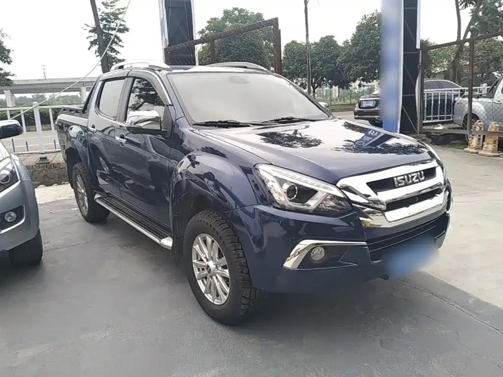Isuzu D-MAX — фото 4