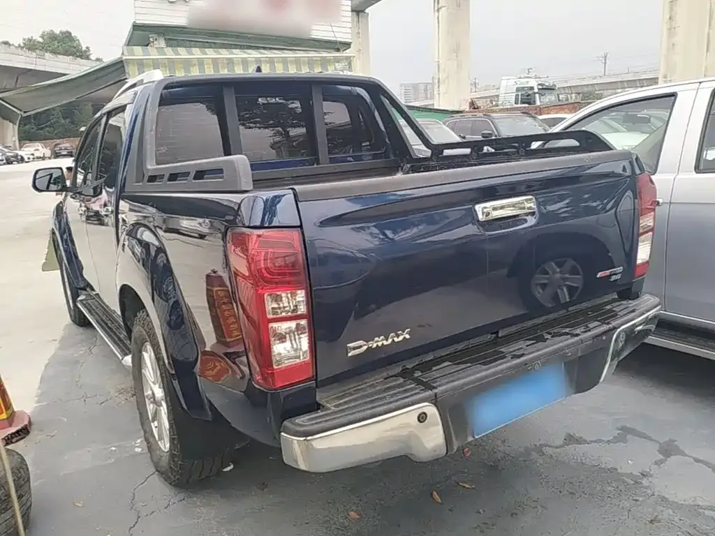 Isuzu D-MAX — фото 3