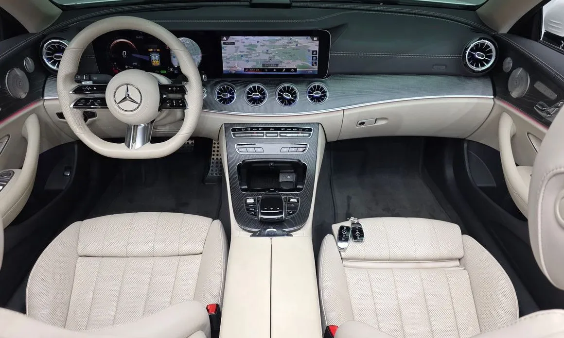Mercedes-Benz E-Class — фото 10