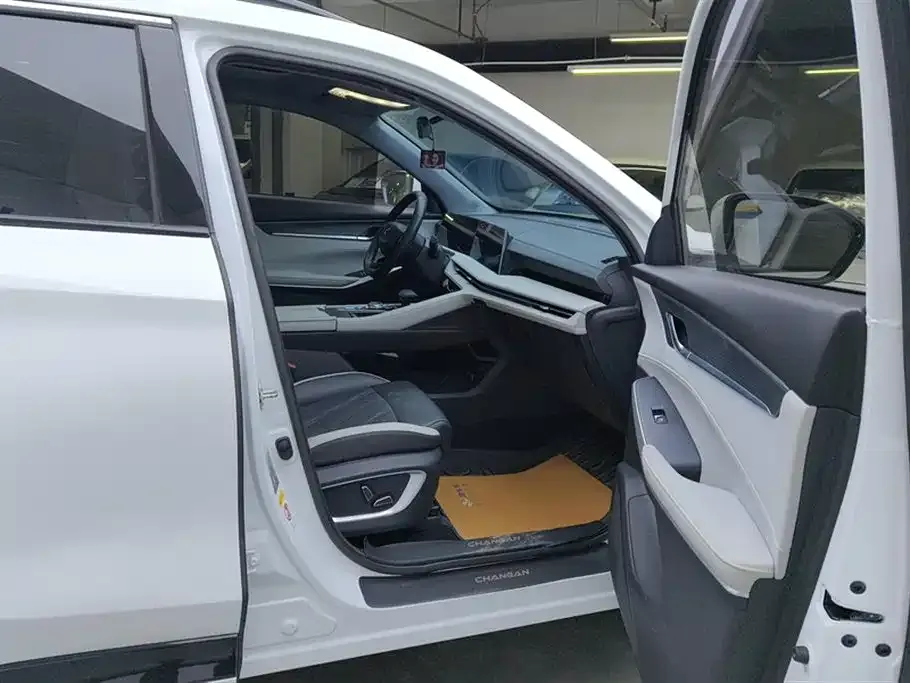 Changan CS75PLUS — фото 7