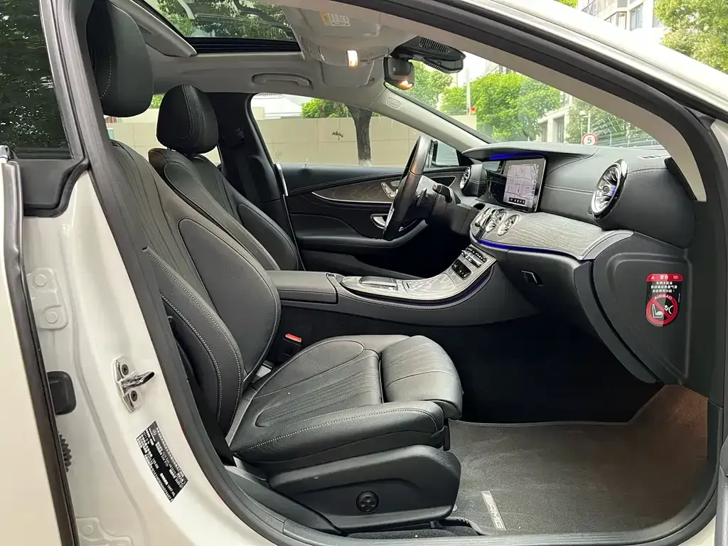 Mercedes-Benz CLS — фото 2