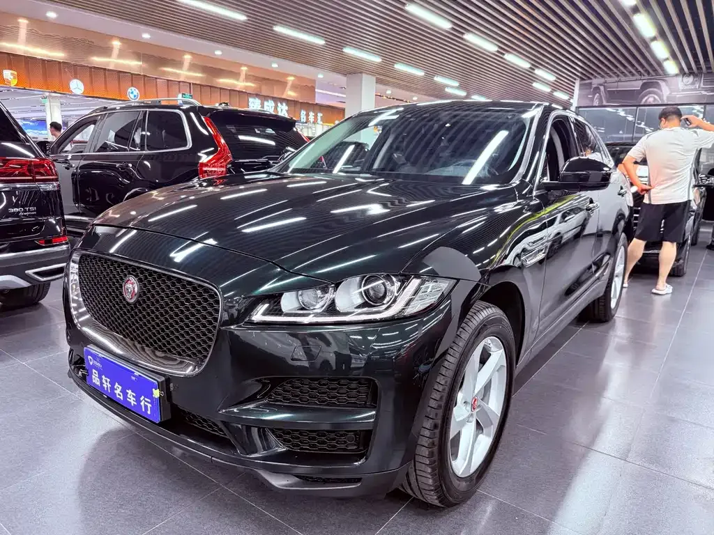 Jaguar F-PACE — фото 7