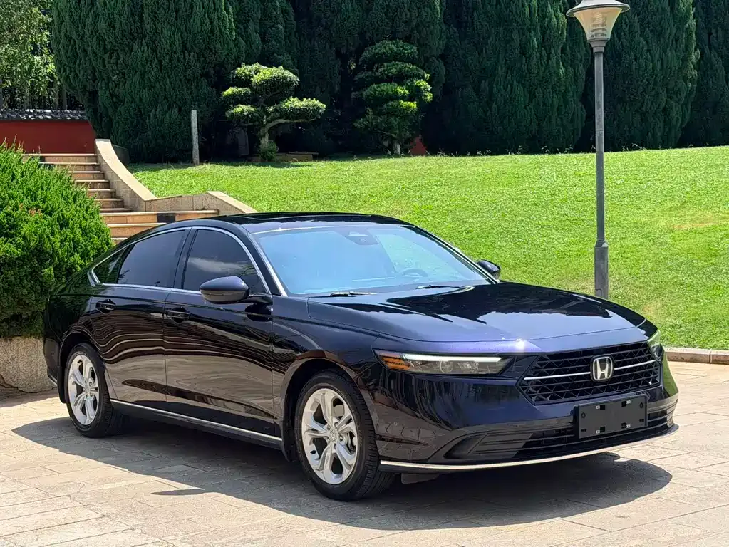 Honda Accord — фото 3