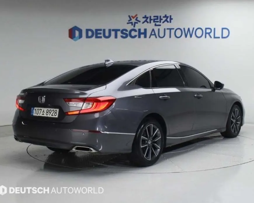 Honda Accord — фото 2