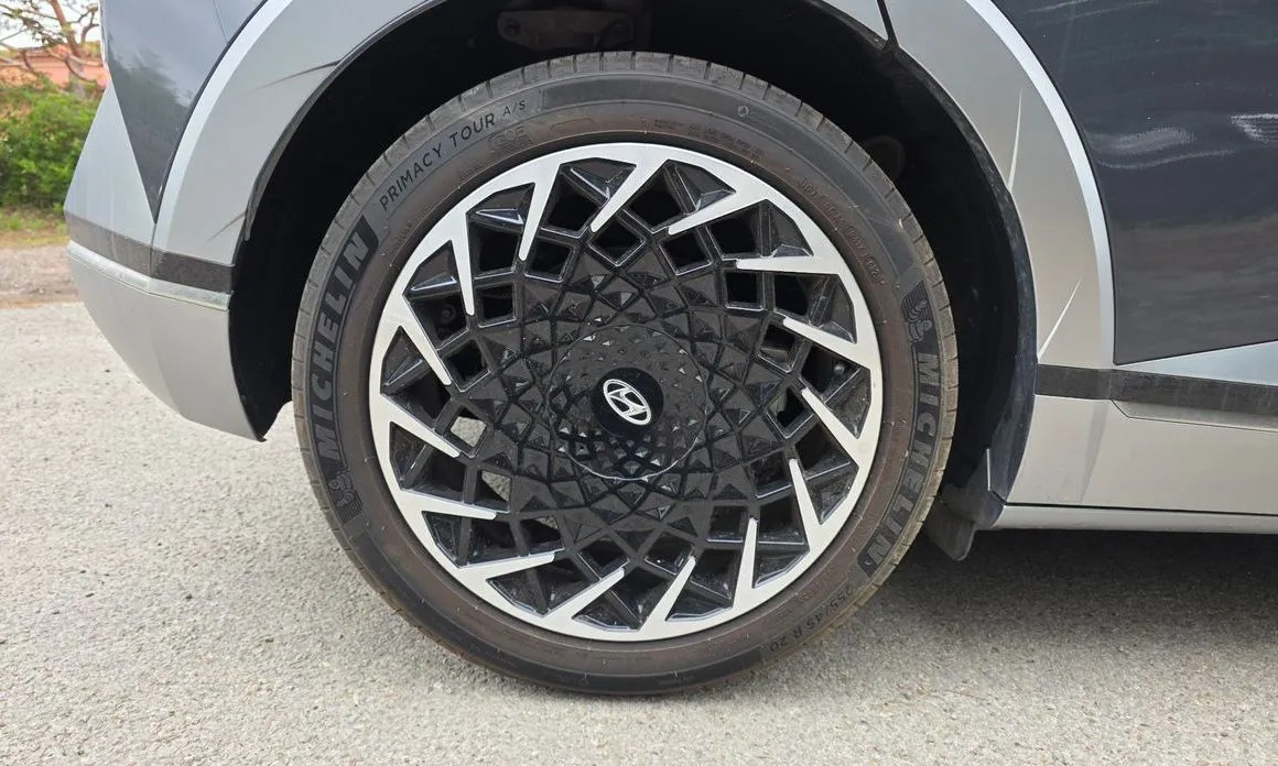Hyundai Ioniq5 — фото 9
