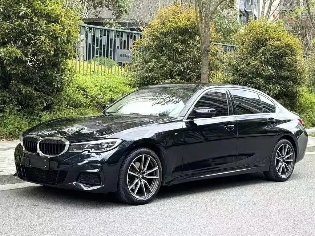 BMW 3 Series — фото 1