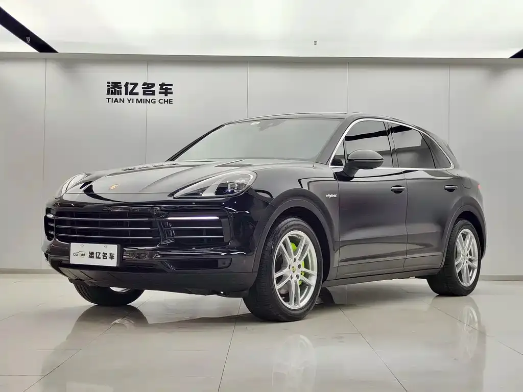 Porsche Cayenne Hybrid — фото 1