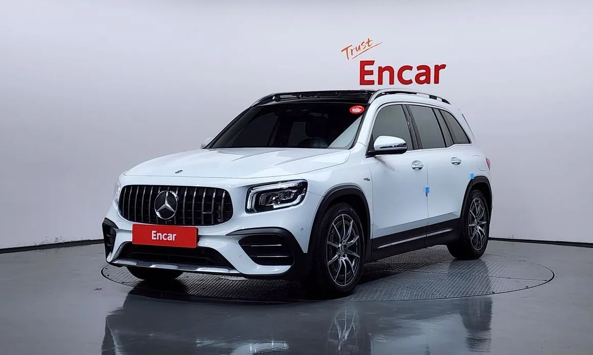Mercedes-Benz GLB-Class — фото 1