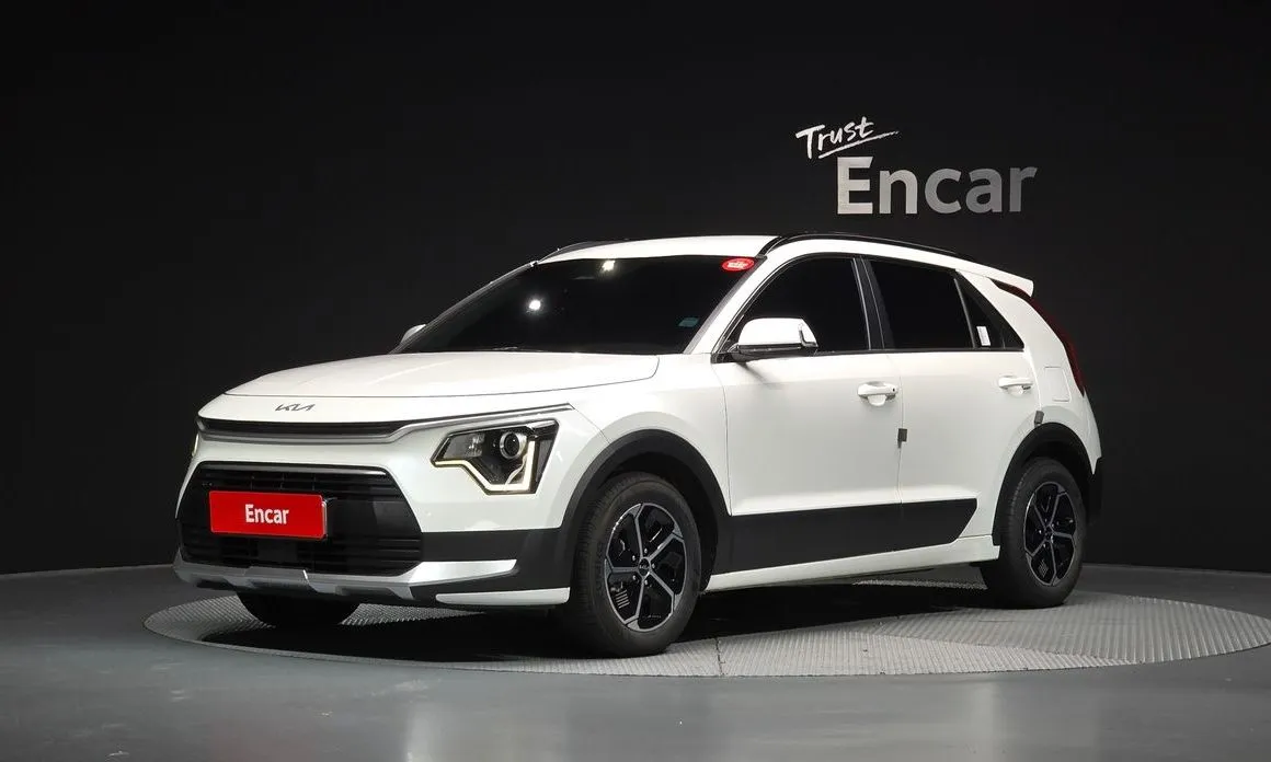 Kia Niro — фото 1