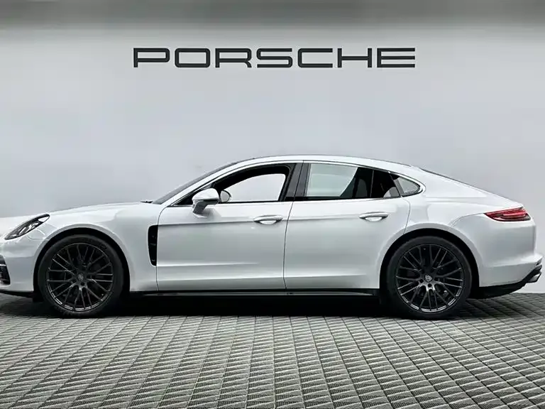 Porsche Panamera — фото 6
