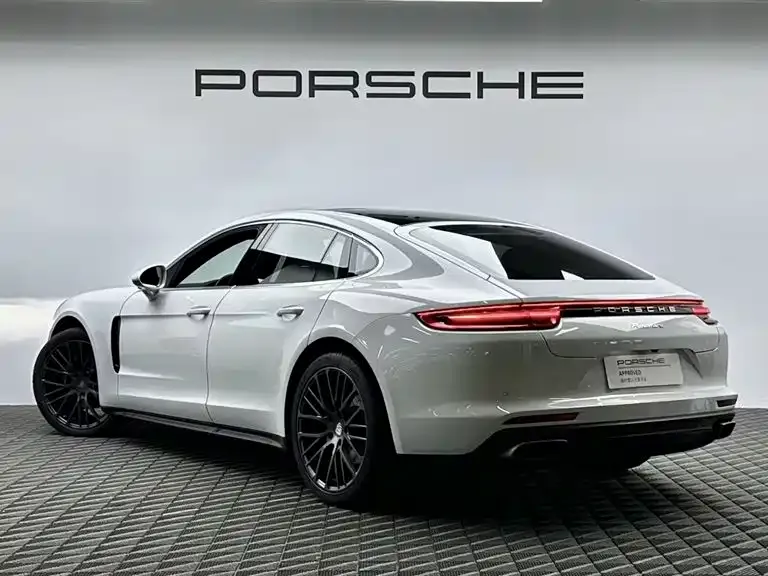Porsche Panamera — фото 4