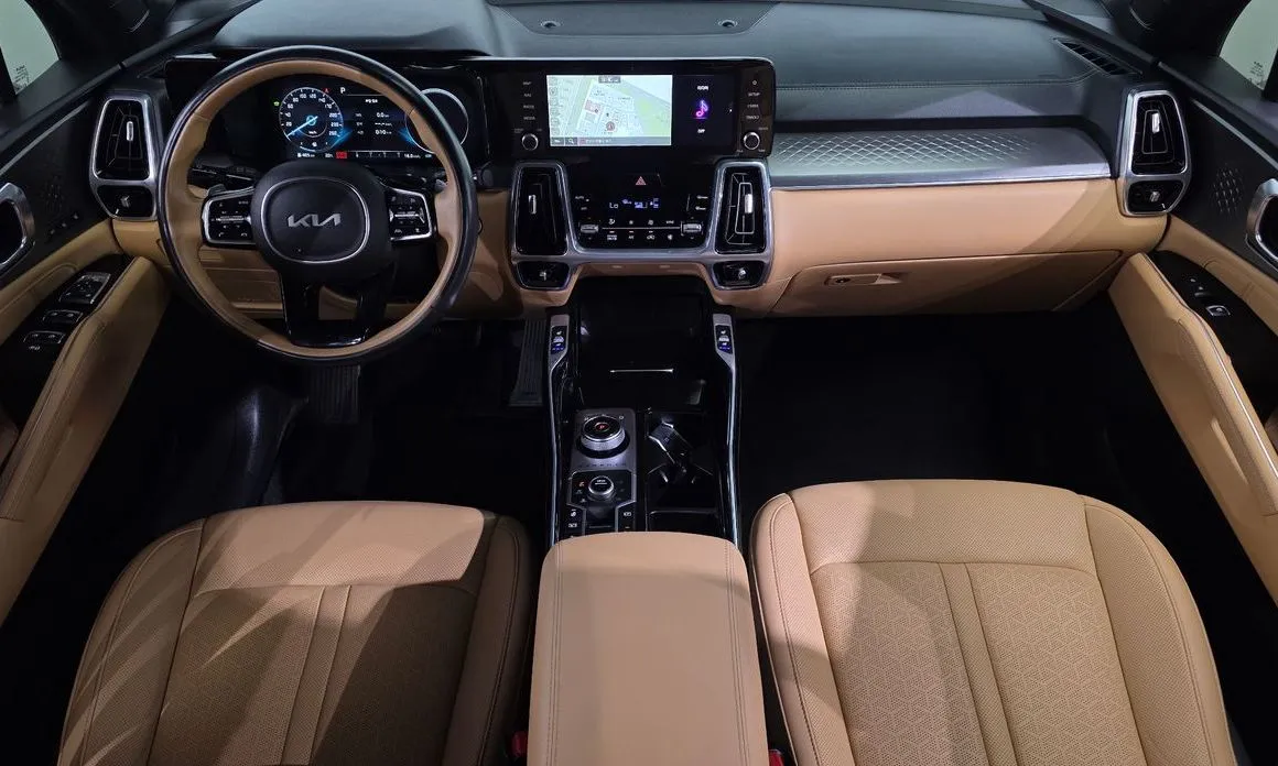 Kia Sorento — фото 9