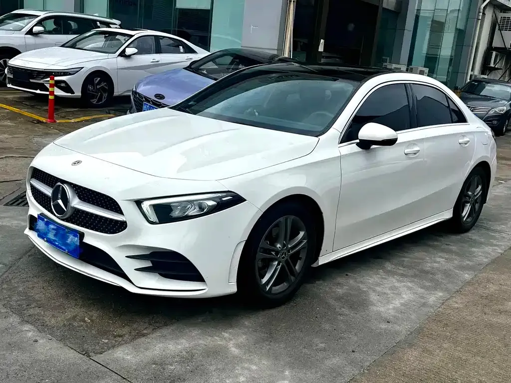 Mercedes-Benz A-Class — фото 1