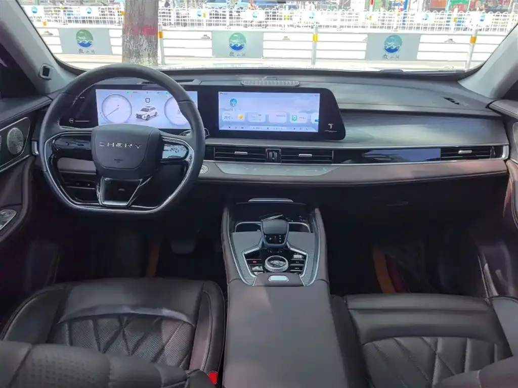 Chery Tiggo 8 PRO NEV — фото 10