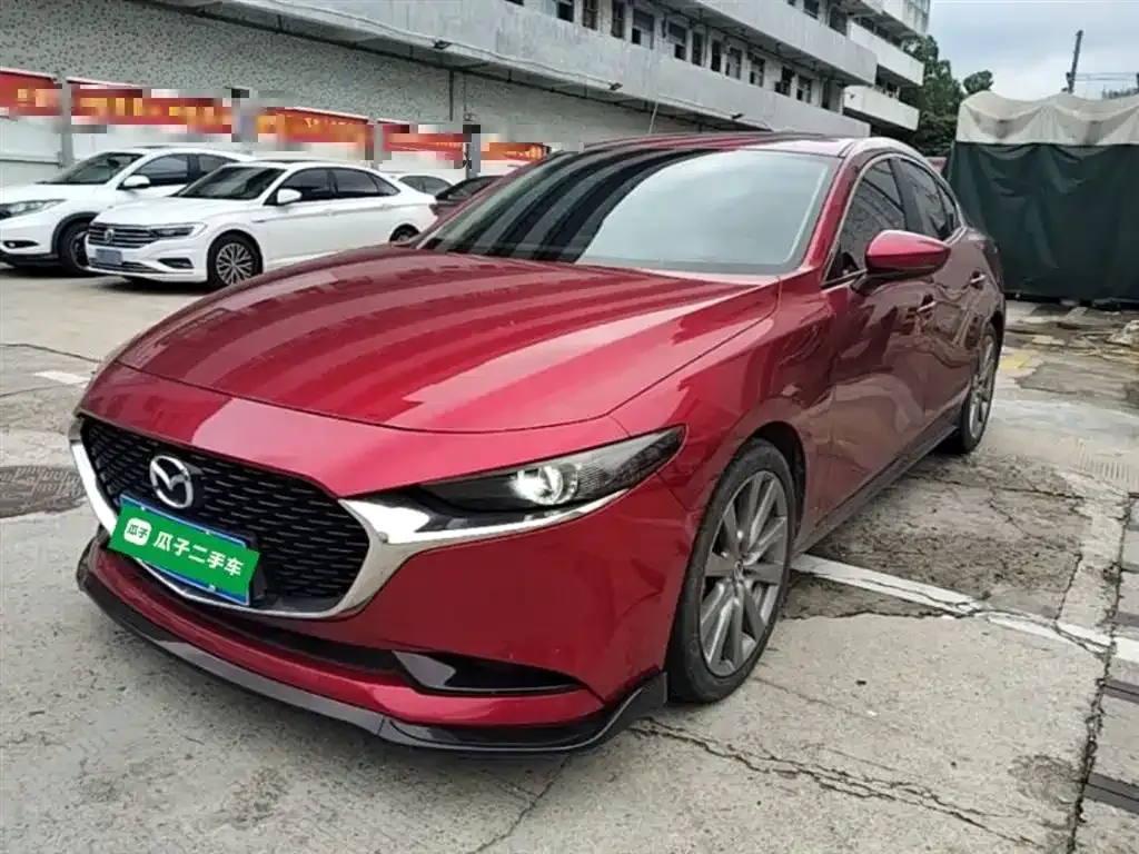 Mazda 3 Axela — фото 1