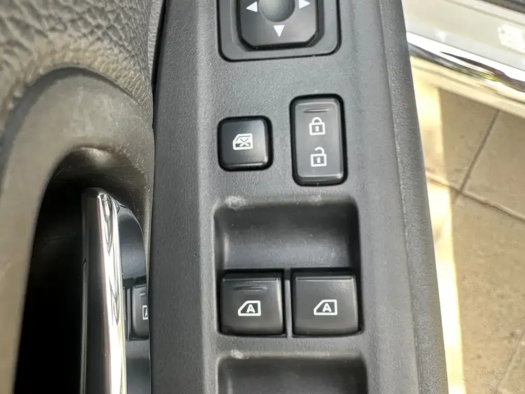 Mitsubishi Outlander — фото 2