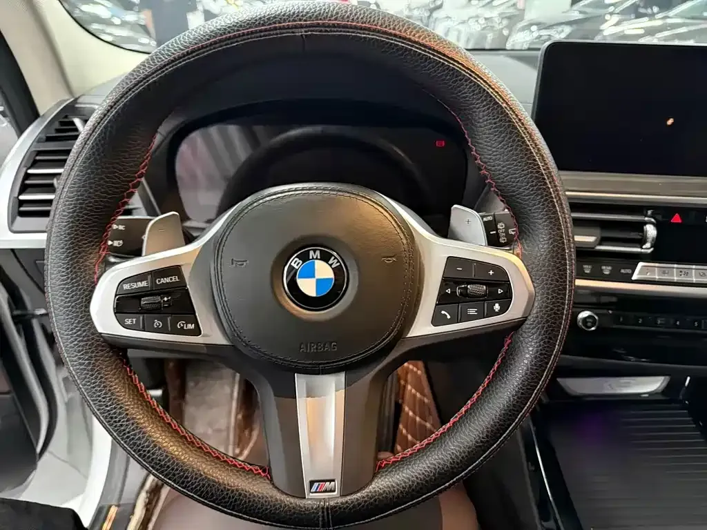 BMW X3 — фото 10