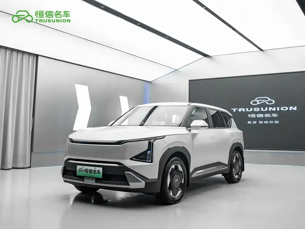 Kia EV5 — фото 1