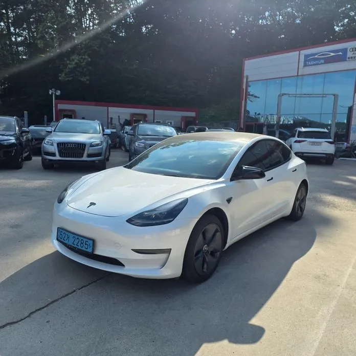 Tesla Model 3 — фото 2