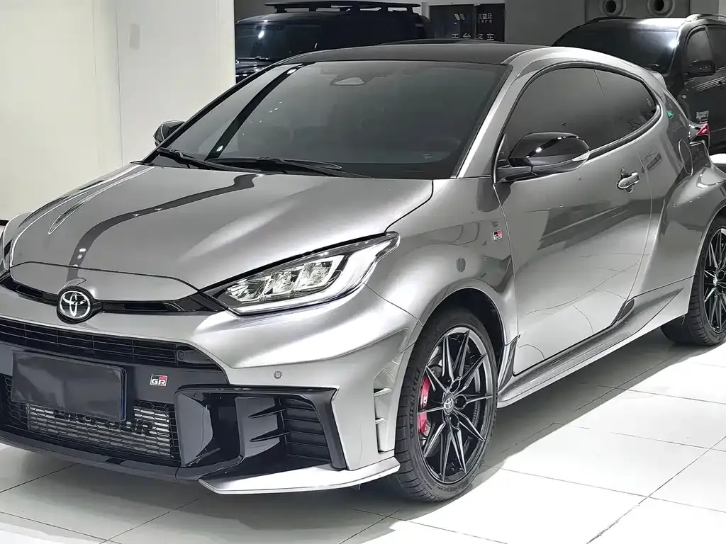 Toyota GR YARIS — фото 1