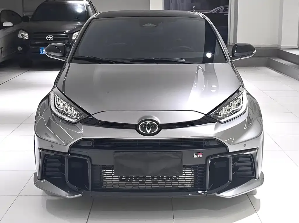 Toyota GR YARIS — фото 9