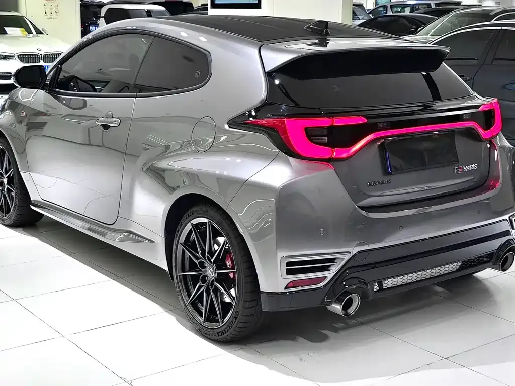 Toyota GR YARIS — фото 7
