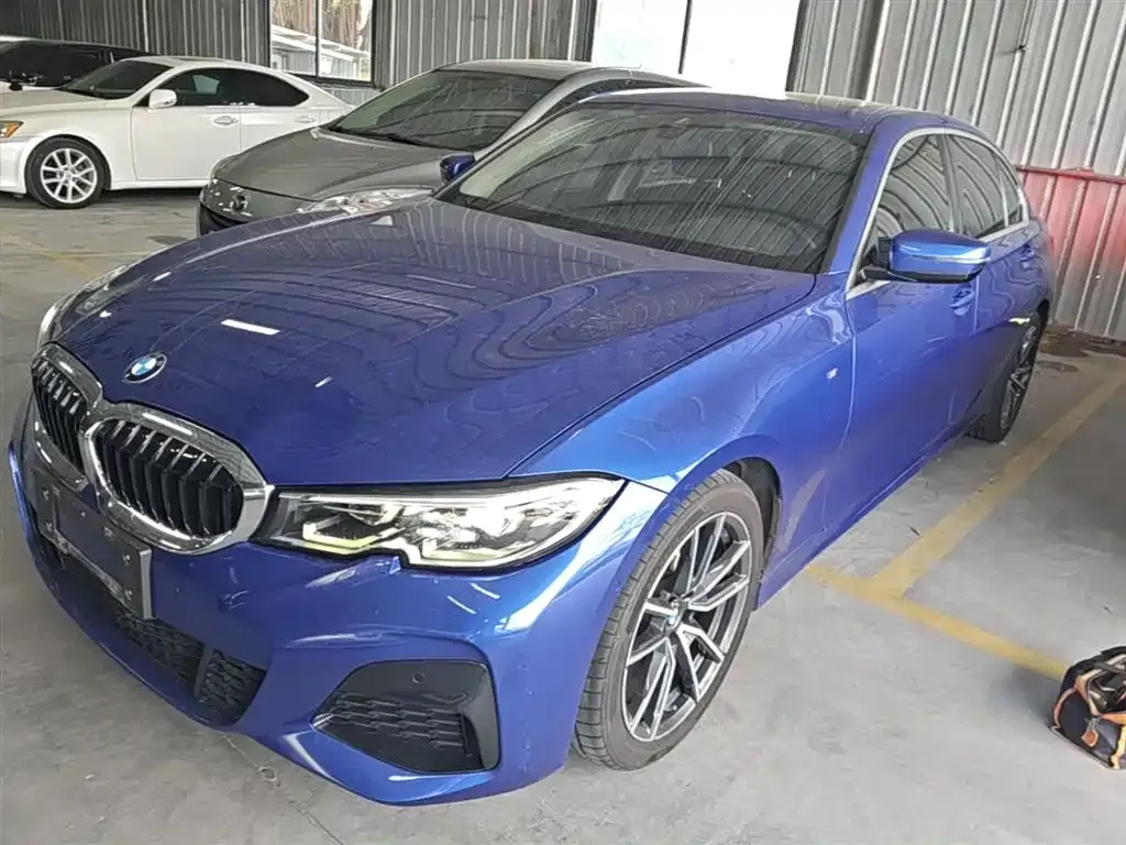 BMW 3 Series — фото 1