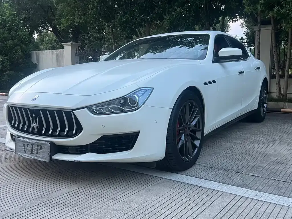 Maserati Ghibli — фото 1