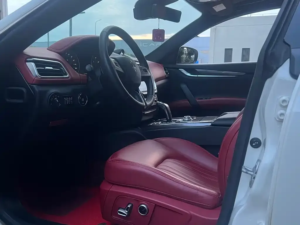 Maserati Ghibli — фото 2