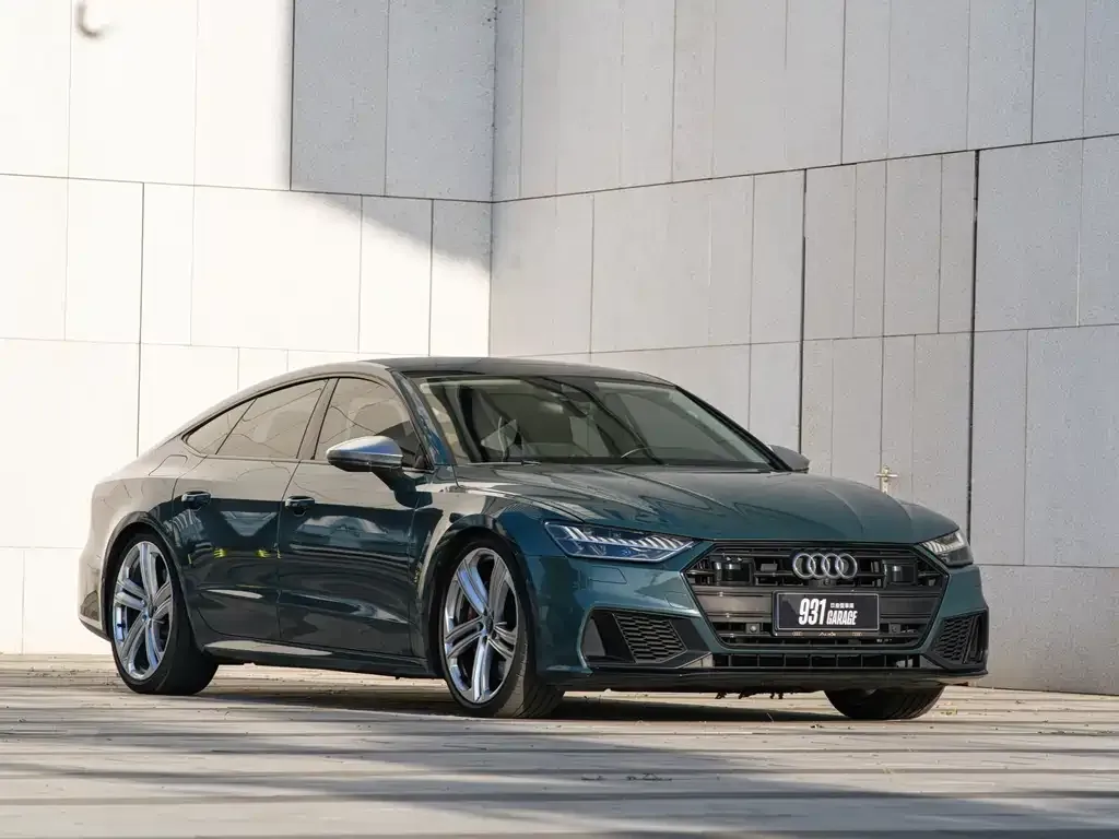 Audi S7 — фото 1