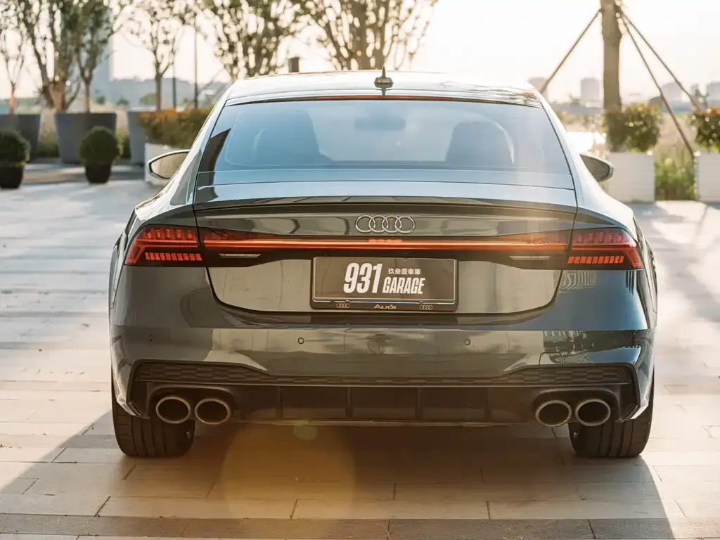 Audi S7 — фото 10