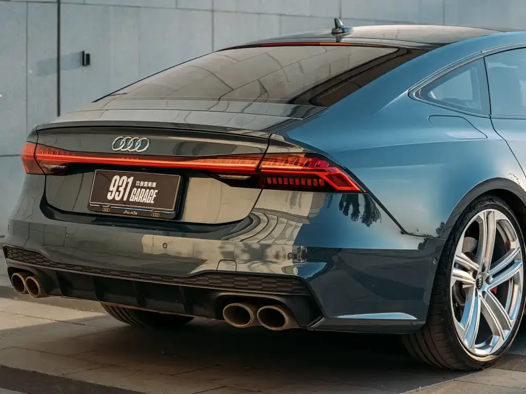 Audi S7 — фото 5