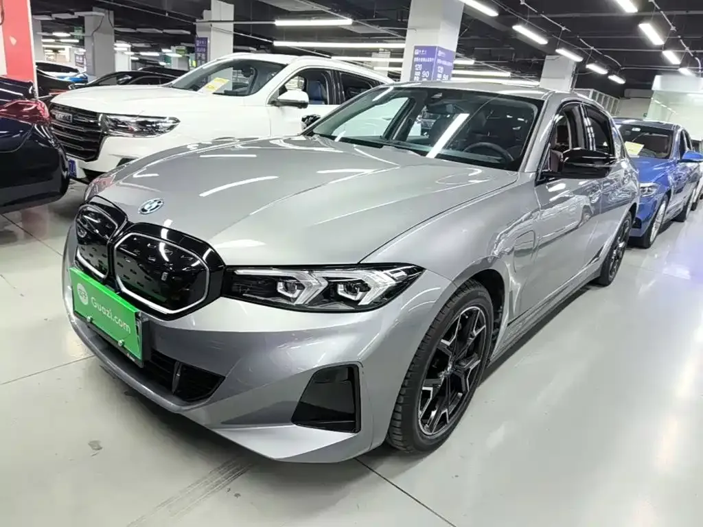 BMW i3 — фото 1