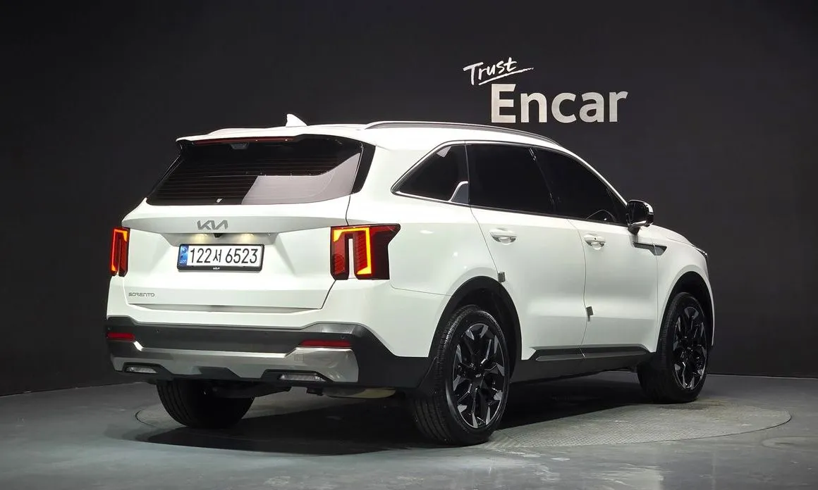 Kia Sorento — фото 4