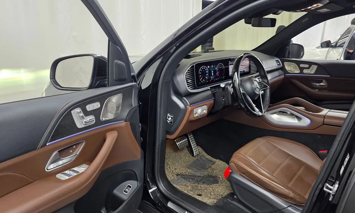 Mercedes-Benz GLS-Class — фото 9