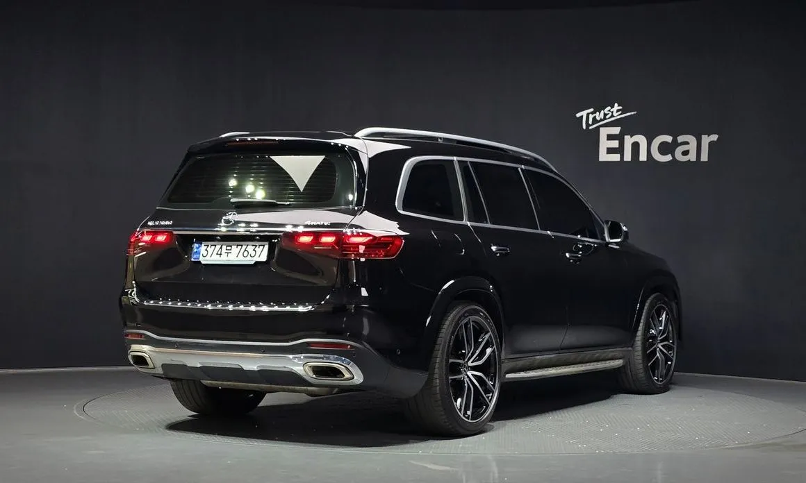 Mercedes-Benz GLS-Class — фото 7