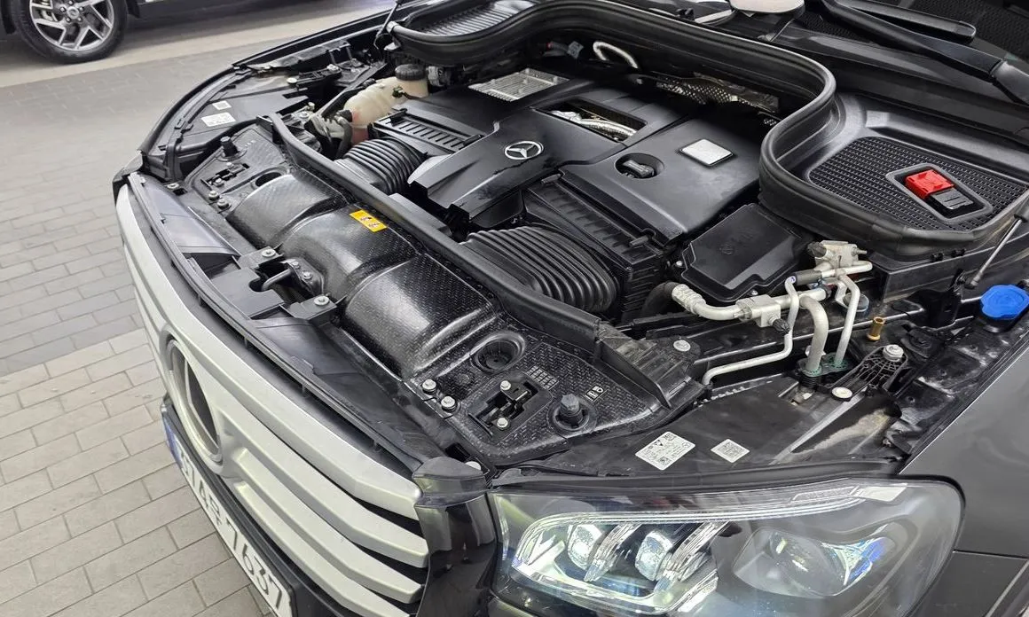 Mercedes-Benz GLS-Class — фото 10