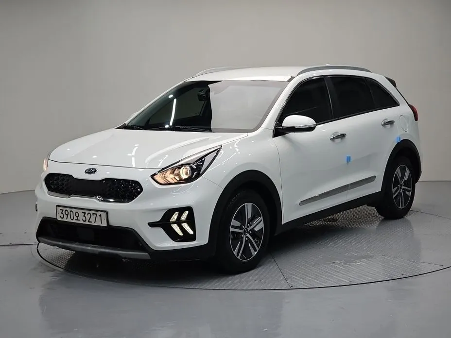 Kia Niro — фото 1