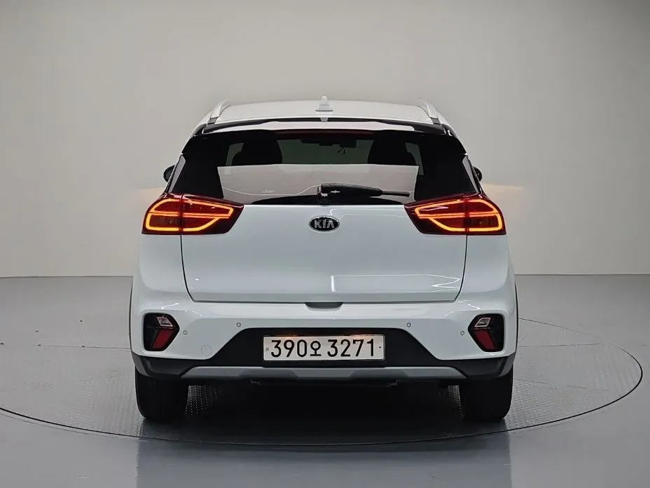 Kia Niro — фото 4