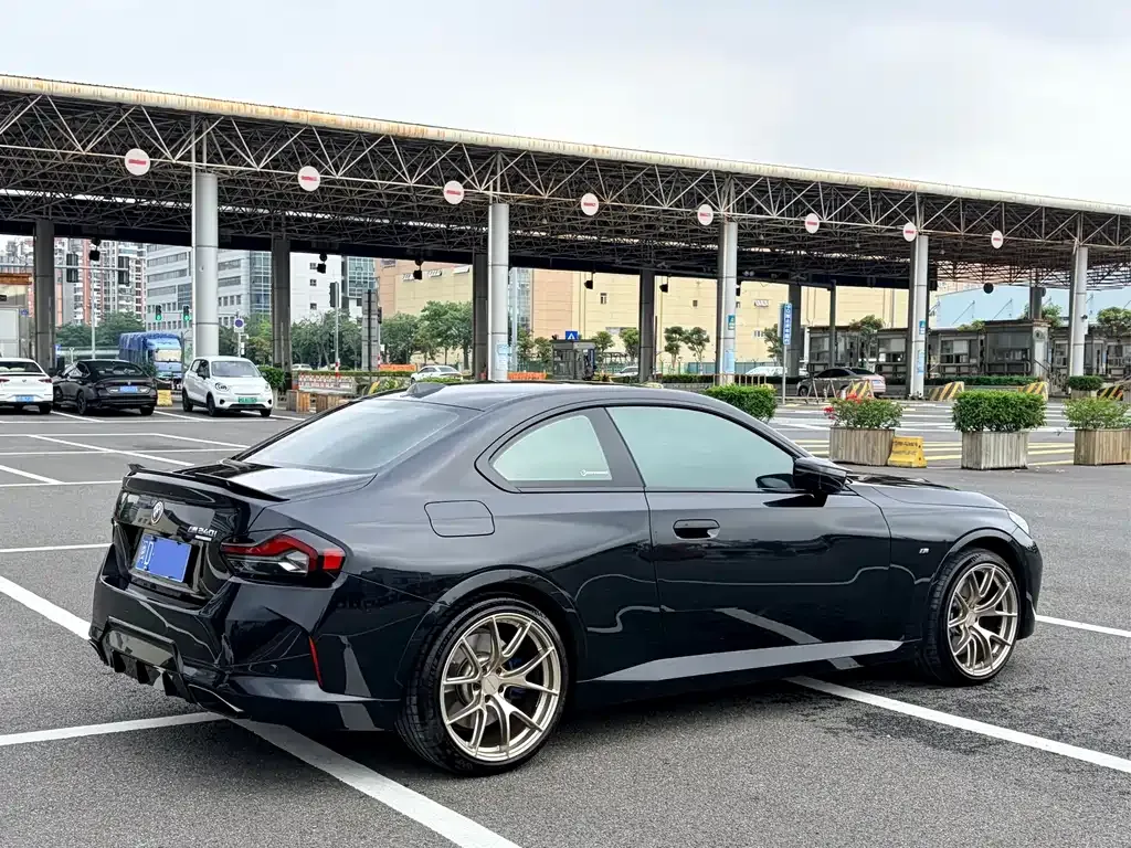 BMW M240i — фото 5