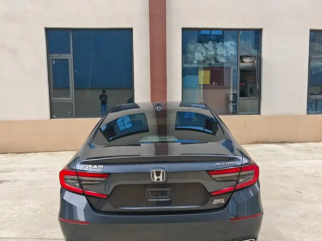 Honda Accord — фото 2