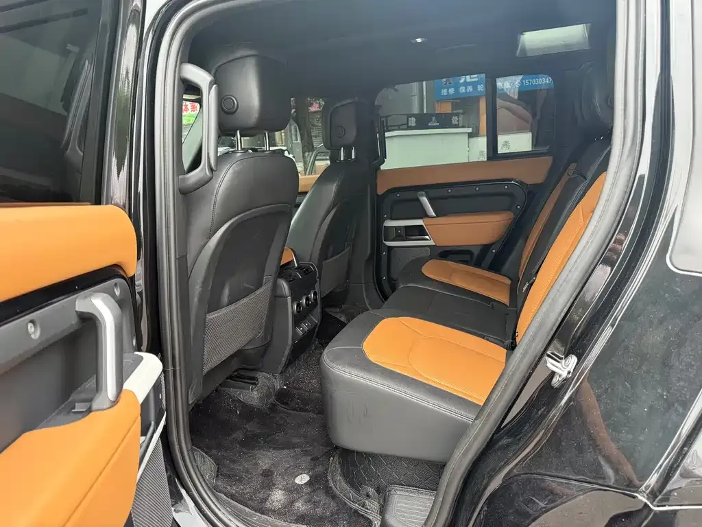 Land Rover Defender — фото 2