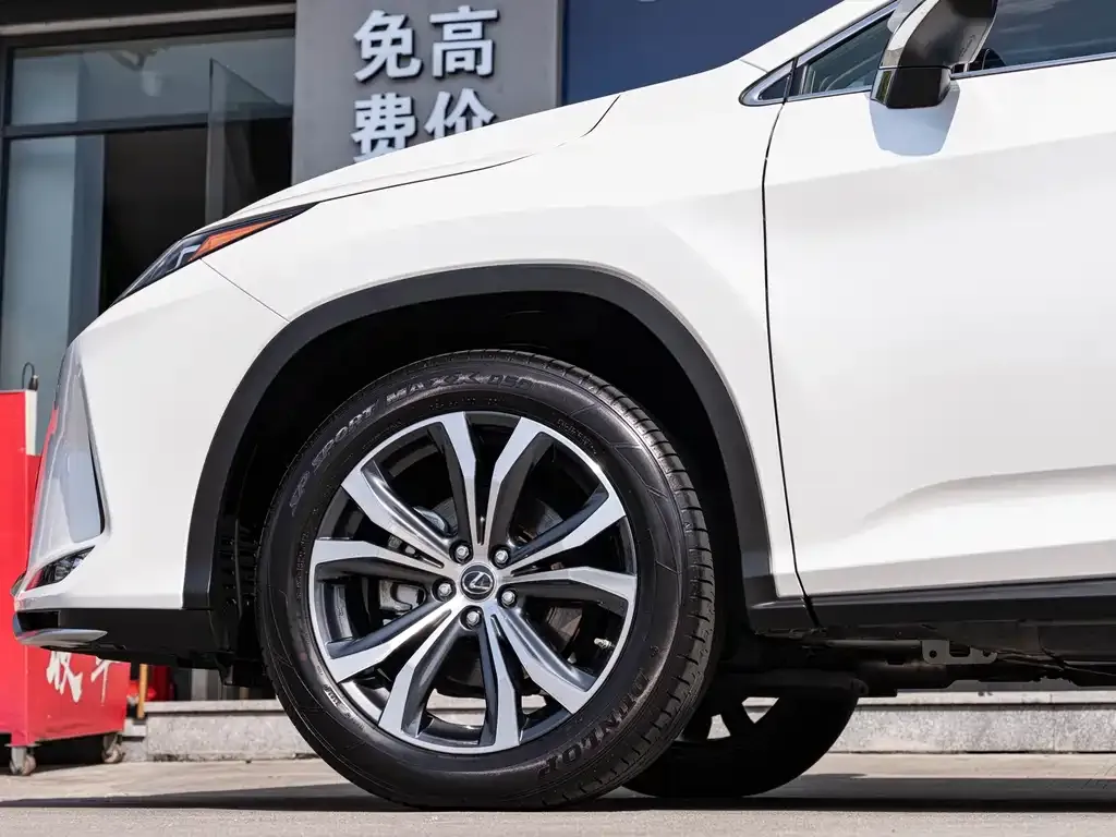 Lexus RX — фото 9