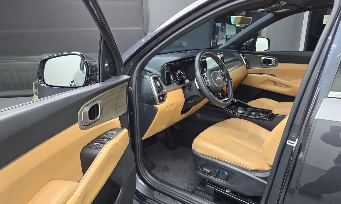 Kia Sorento — фото 6