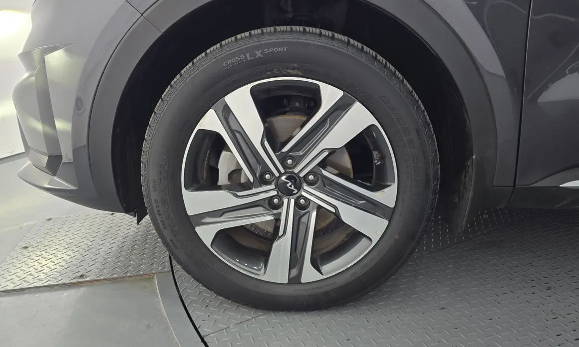 Kia Sorento — фото 7