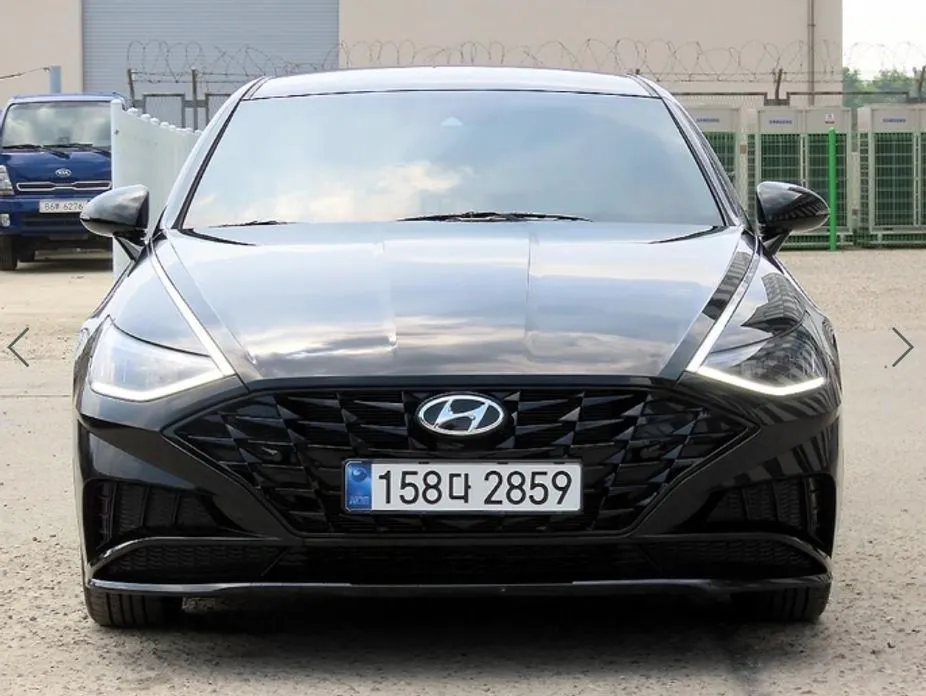 Hyundai Sonata — фото 1