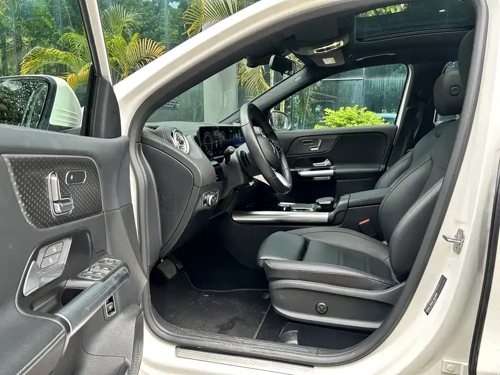 Mercedes-Benz GLA — фото 10